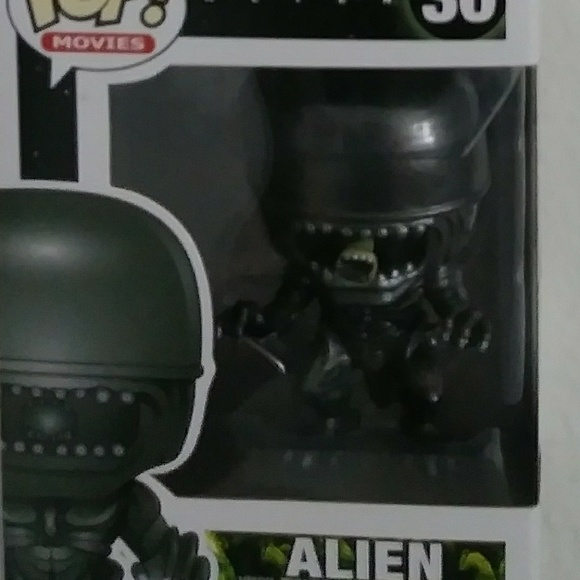 NWT ALIENS&PREDATOR POP FIGURES&TERMINATOR HEAD - Picture 1 of 7